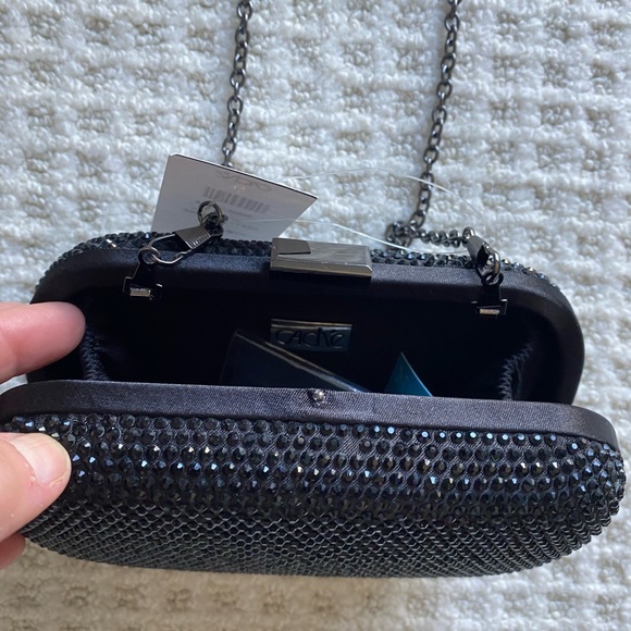 Black sequin evening bag - Picture 3 of 3